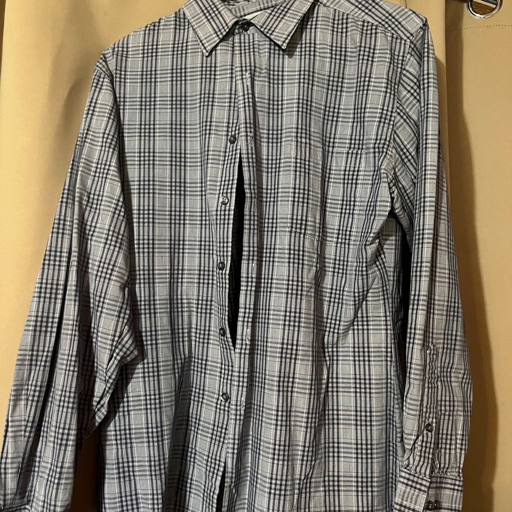 Men’s long sleeve dress shirt
